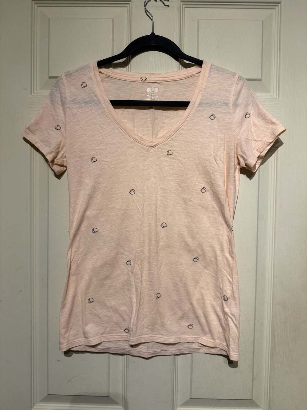 Pink Victoria's Secret Peach Print V-Neck Tee Size XS Peach Black Outline